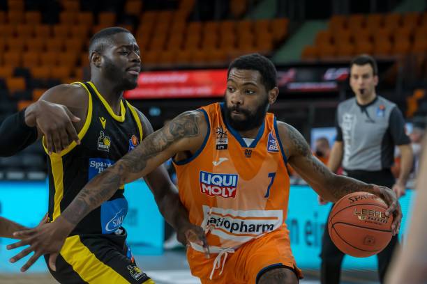 常规赛接近 常规赛接近