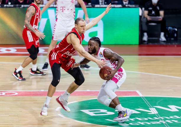 又融入了越 又融入了越